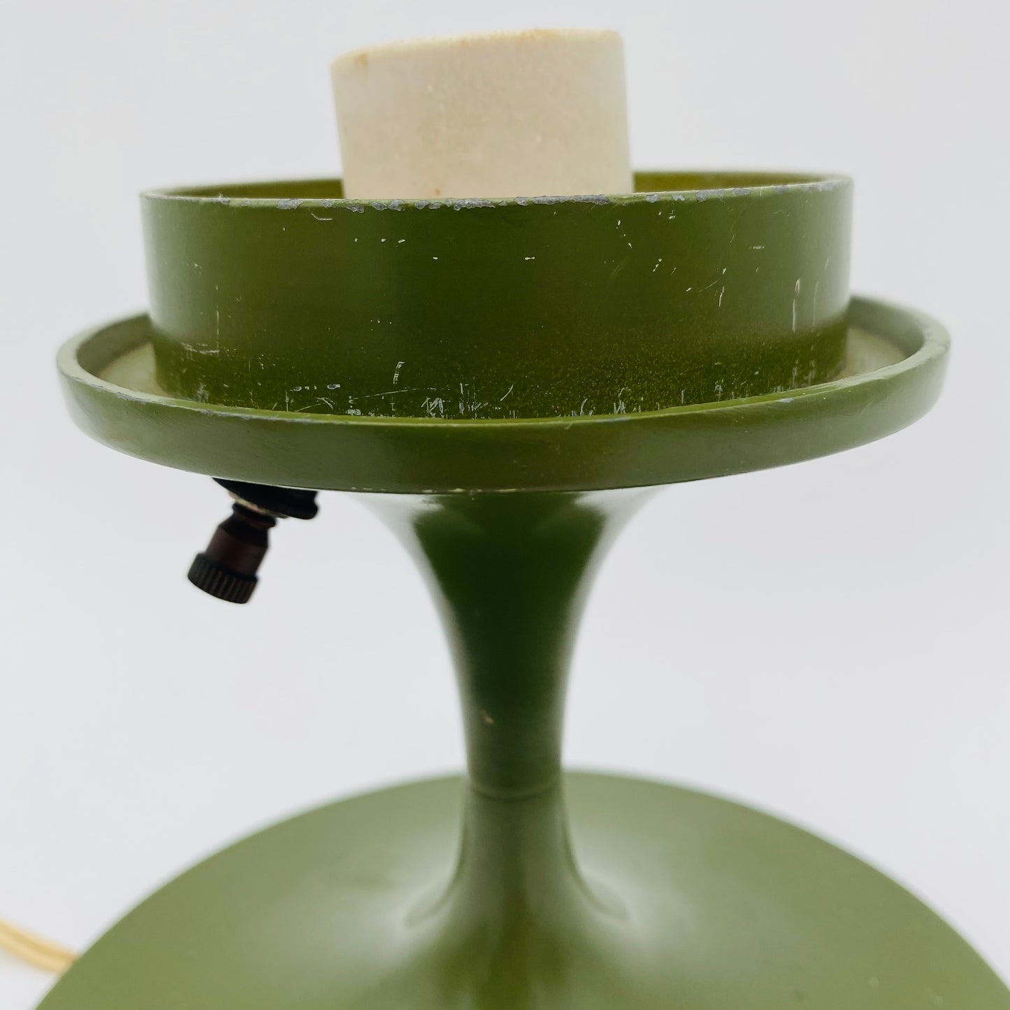 Laurel Mushroom Table Lamp w/ Frosted Glass Globe Green 1960s
