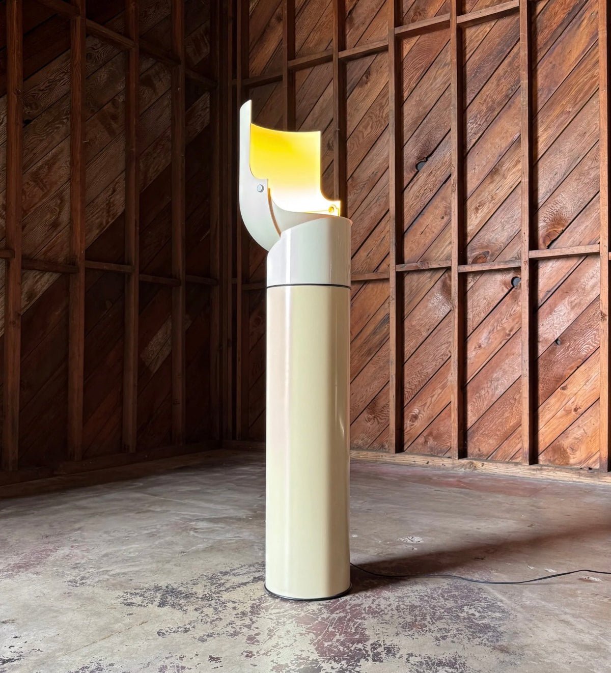 Gae Aulenti " Mezzo Pileo " Floor Lamp for Artemide, Italy, c.1972