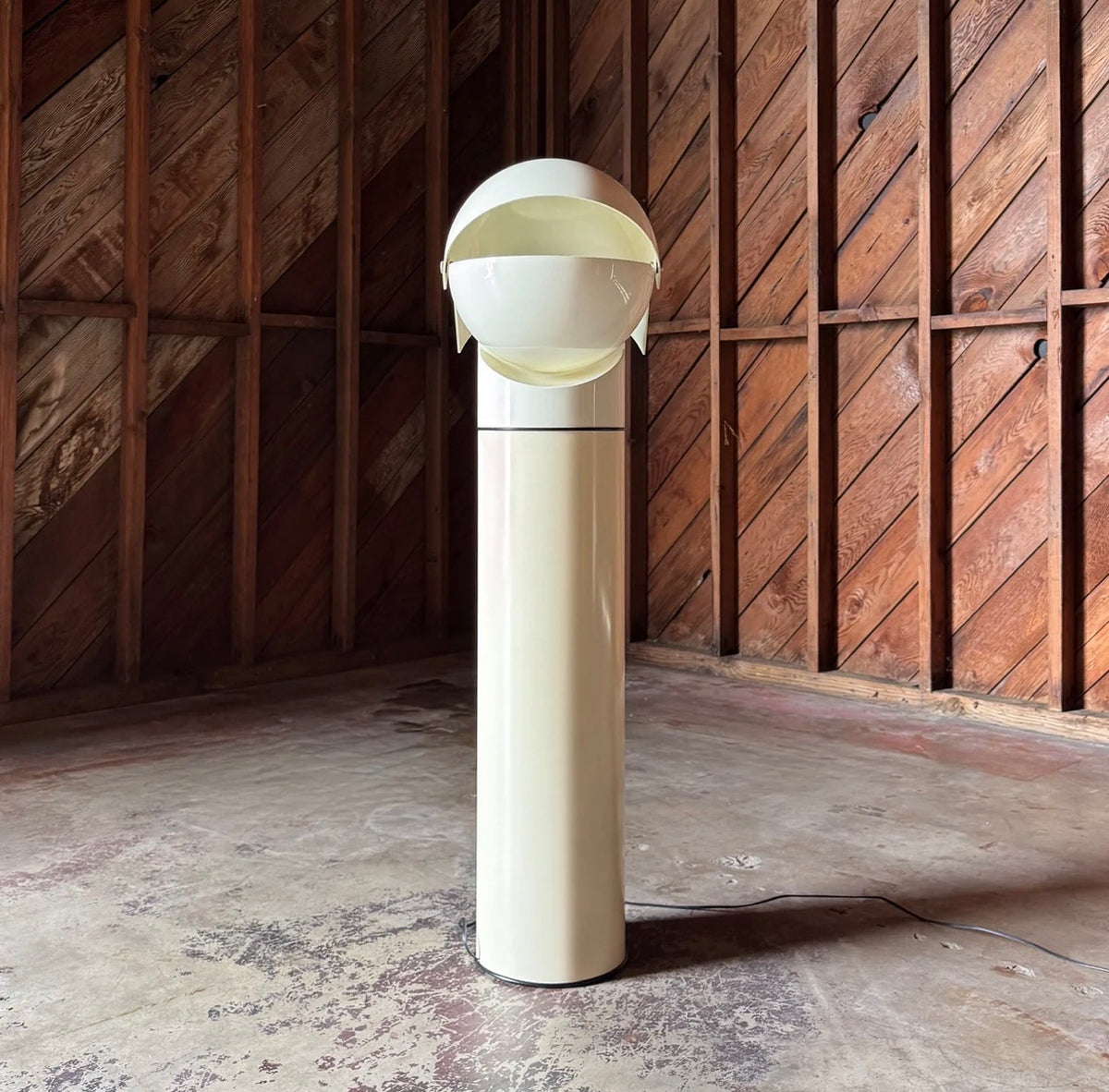 Gae Aulenti " Mezzo Pileo " Floor Lamp for Artemide, Italy, c.1972