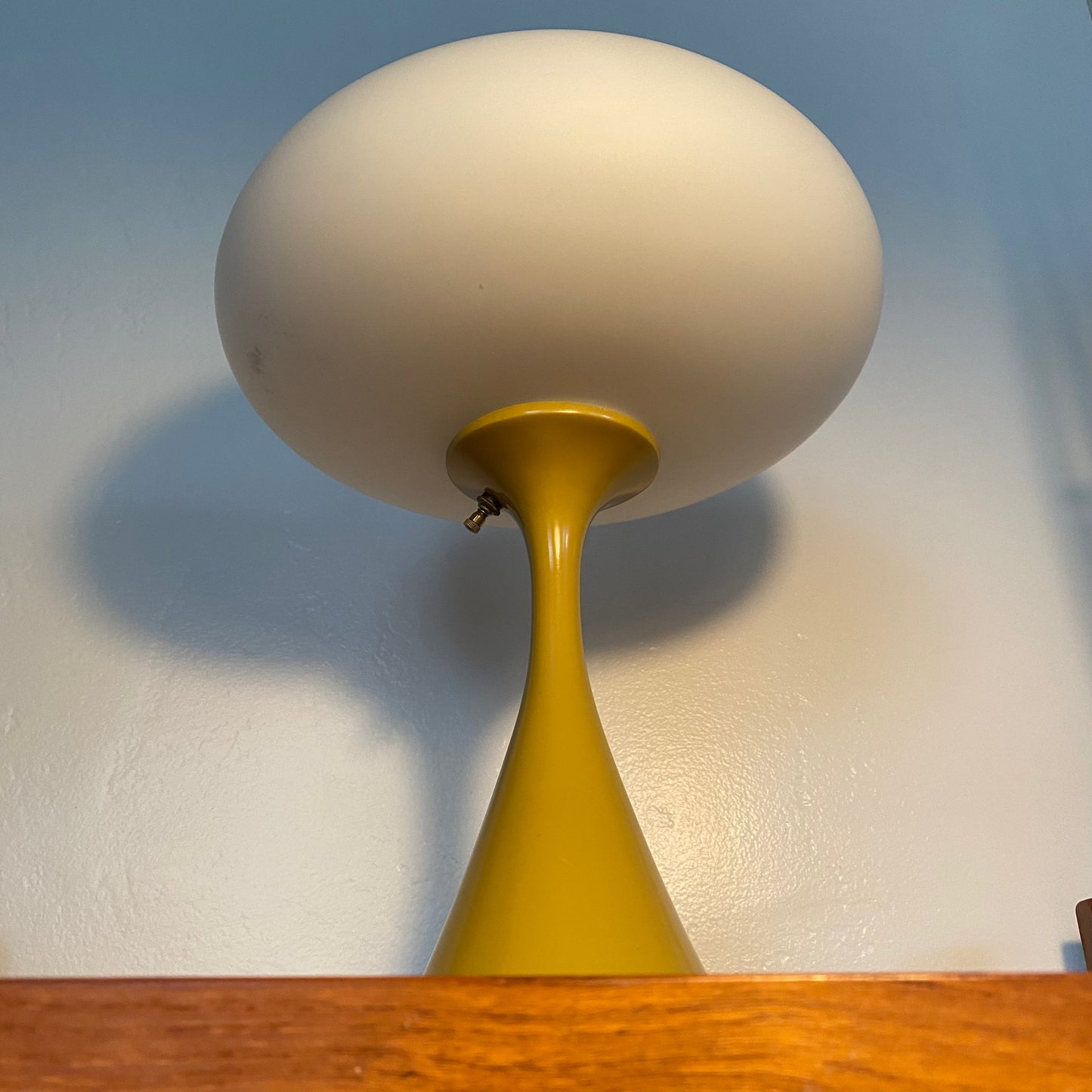 Laurel Lamp Co Yellow Mushroom Table Lamp